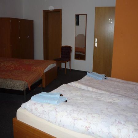 Gasthof & Pension Hause Halle  Rom bilde